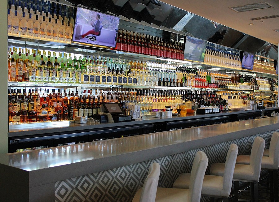 Lunch at Apeiro Kitchen Bar in Delray Beach, Florida