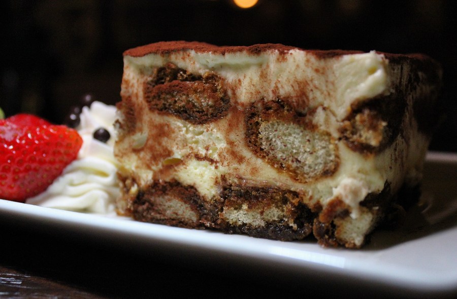 Louie Bossi’s Ristorante Bar & Pizzeria in Fort Lauderdale Florida